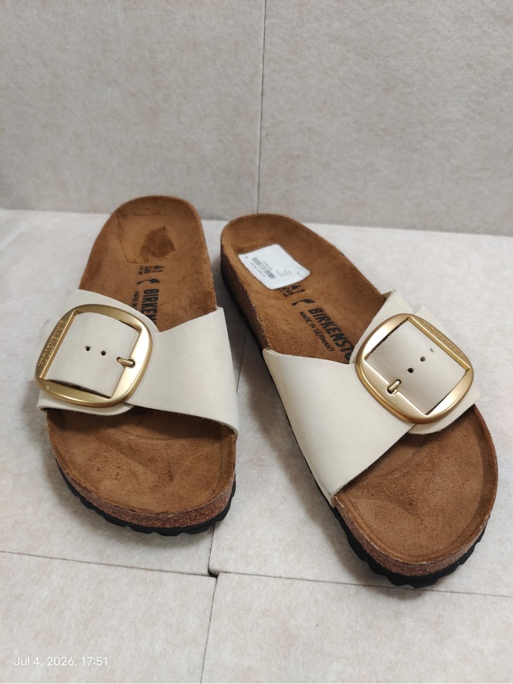 NWOB BIRKENSTOCK MADRID BIG BUCKLE SLIDE SANDAL ECRU SZ 10